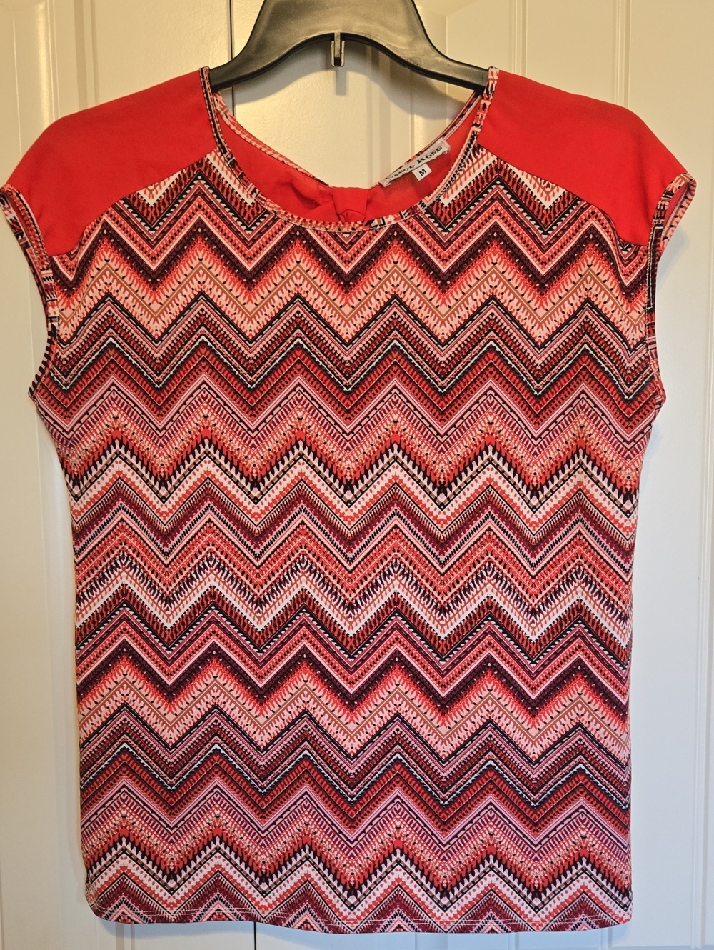 Carol Rose Chevron Cap-Sleeve Top in Red and White